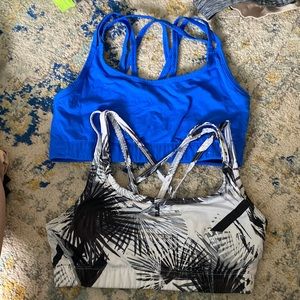 2 for 1 special! Gap medium impact strappy sports bra! Size M